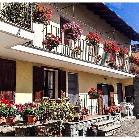 Agriturismo La Grange Pont-Saint-Martin Bagian luar foto