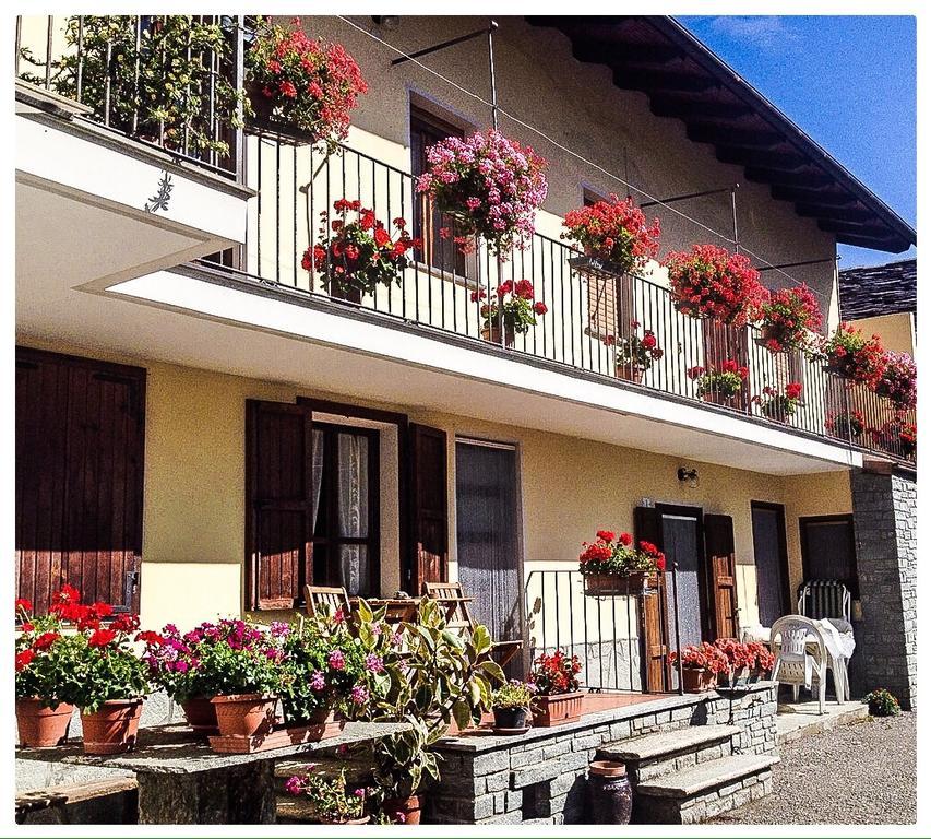 Agriturismo La Grange Pont-Saint-Martin Bagian luar foto